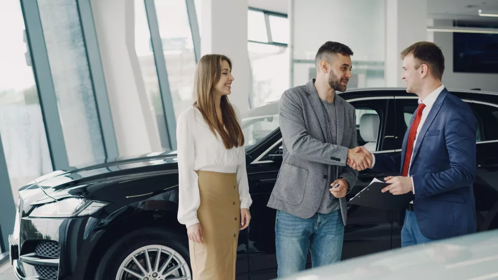 DealerCenter: Revolutionizing Dealership Operations for Modern Success